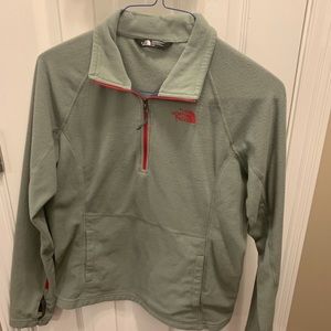 🌺3 for 20🌺 Northface quarter zip